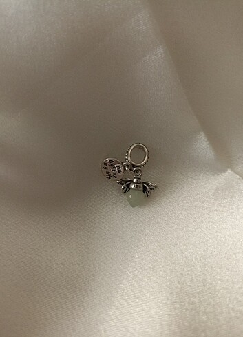  Beden Pandora charm