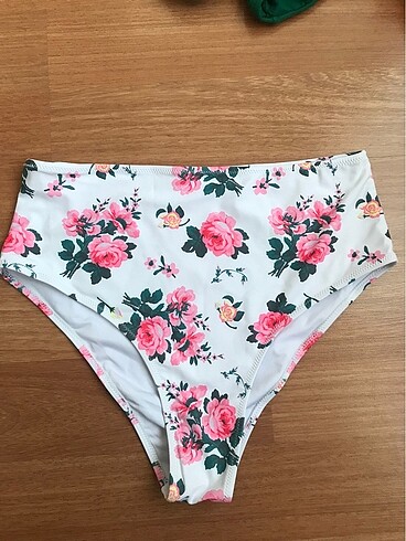 Beachsissi bikini altı