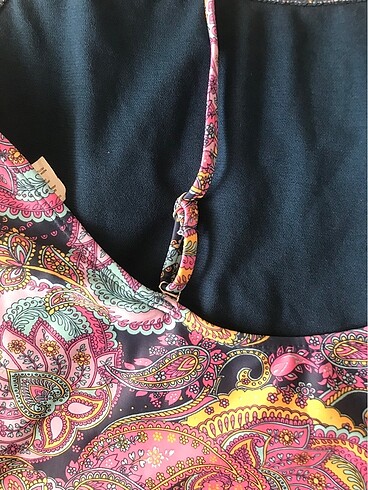 l Beden Primark desenli mayo