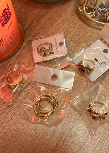 Gizemli Takı Kavanozu  - Görsel 3