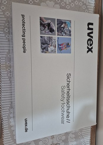 Siyah UVEX Spor Ayakkabı Sarı Bağcıklı - Görsel 2