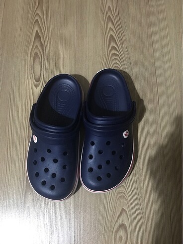 Crocs terlik