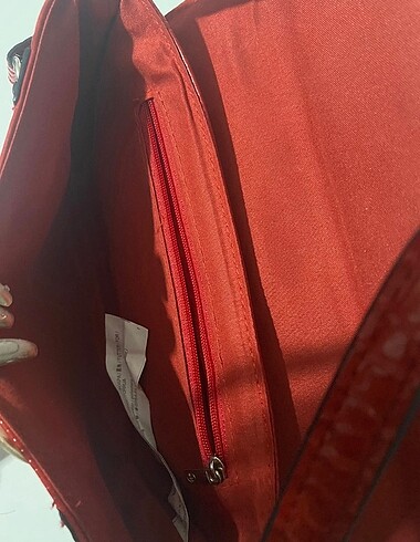 Beden kırmızı Renk Stradivarius kırmızı çanta