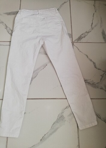 Trendyol & Milla MGN beyaz bayan jeans Çiçek Desenli