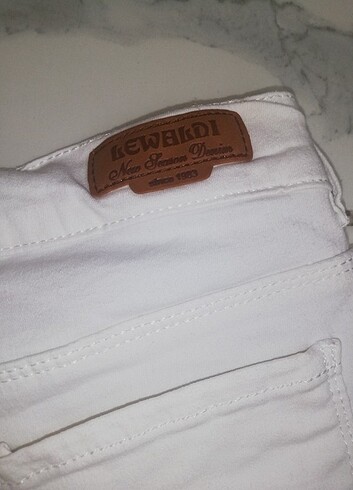 Trendyol & Milla Lewaldı Jeans Bayan Beyaz Kot Şort
