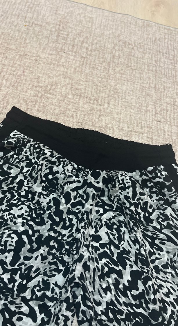 Gri Yılan Desenli Rahat Kesim alt - Görsel 5