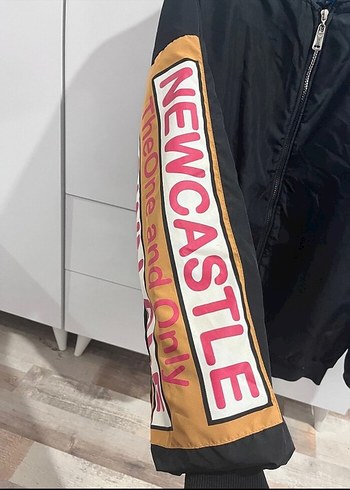 universal Beden Baskılı Siyah Kadın Bomber Ceket