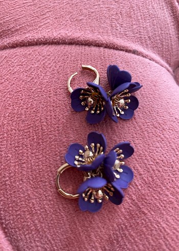 Mor Boncuklu Çiçek Küpeler - Görsel 3