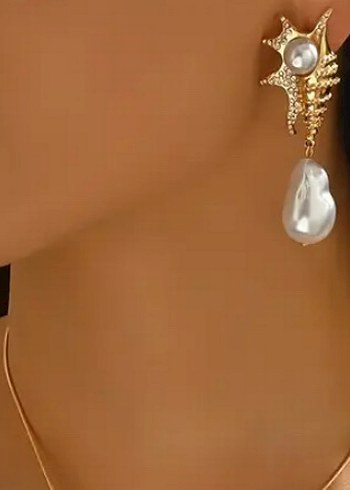 İnci Detaylı Altın Rengi Midi Küpe - Görsel 2