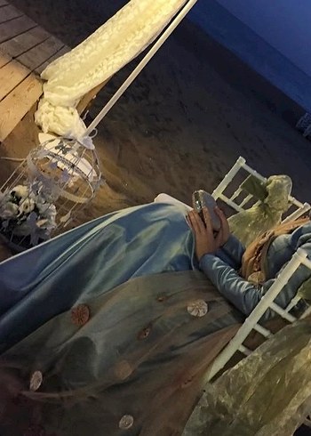 Nakışlı Uzun Kollu Mavi Abiye Elbise - Görsel 7