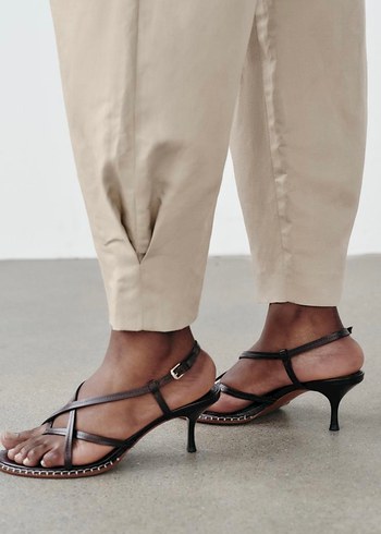 V Yaka Kemerli Bej Kadın Tulum - Görsel 8