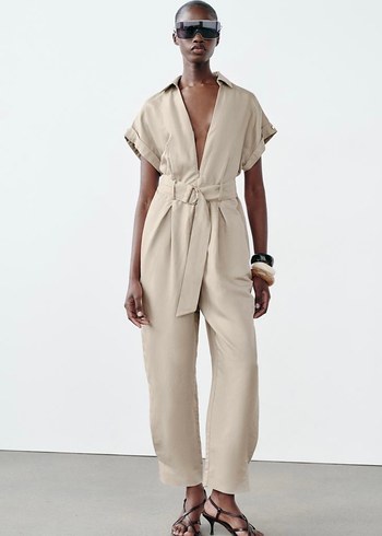 V Yaka Kemerli Bej Kadın Tulum - Görsel 4