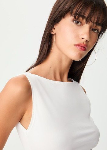 Beyaz Denim Crop Top, Düz Yaka, Kolsuz - Görsel 2