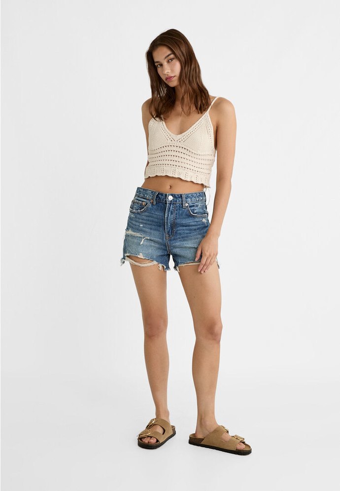 Bej Dantel Detaylı V Yaka Örme Crop Top - Görsel 3