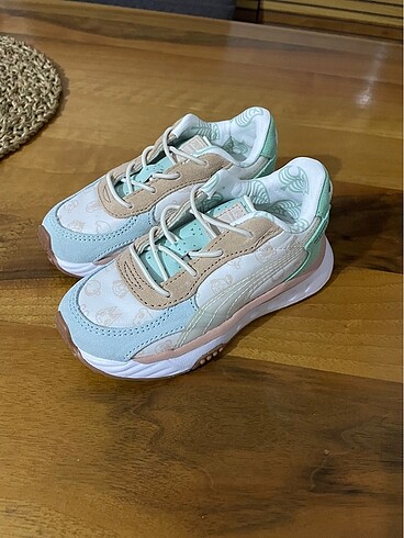 Puma çocuk ayakkabısı