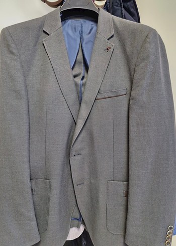 8 adet farklı renklerde ceket sıfır veya bir kaç kez kullanılmış - Görsel 14