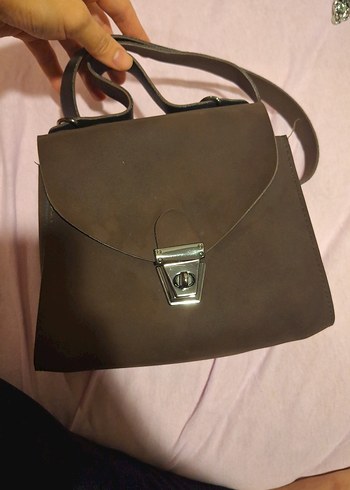 Zincir Detaylı Siyah Deri Kadın Çanta - Görsel 2