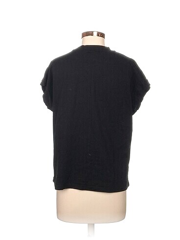 m Beden Trendyol & Milla T-shirt %70 İndirimli.