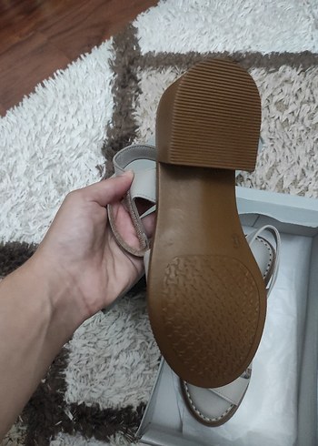 37 Beden gri Renk Bej Deri Dolgu Topuklu Kadın Sandalet