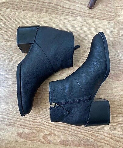 36,5 Beden Nine West Deri Topuklu Bot