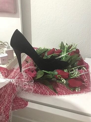 Efsane stiletto
