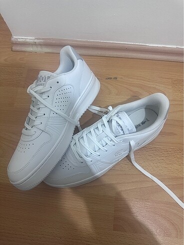 45 Beden LACOSTE SIFIR 45 NUMARA