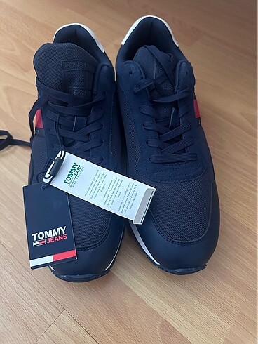 43 Beden lacivert Renk TOMMY HİLFİGER