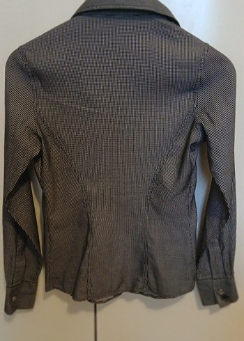 Gri Kadın Düğmeli Uzun Kollu Gömlek - Görsel 4