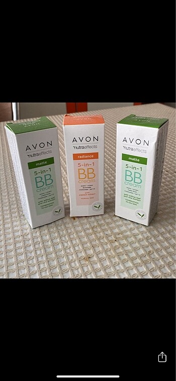 Avon Bb krem