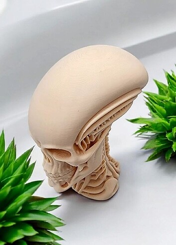 Beden Renk Alien Büstü Figürü