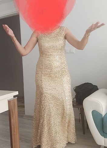 38 Beden altın Renk Altın rengi abiye