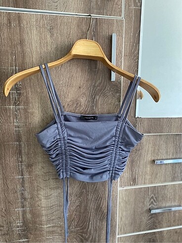 Trendyol büzgülü crop