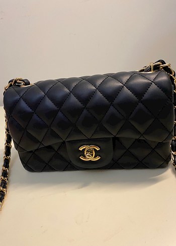 Chanel Canta