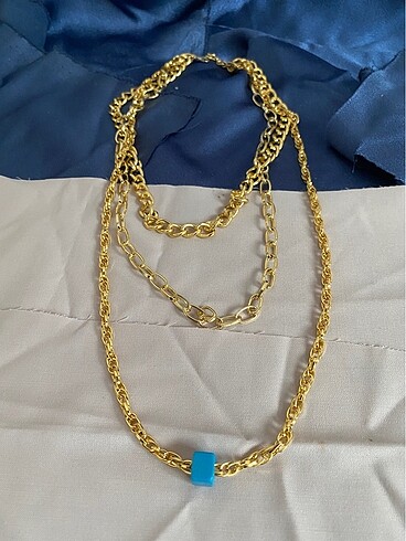 Gold kolye