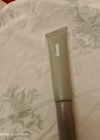 Total Lip Care Besleyici Dudak Kremi - Görsel 2