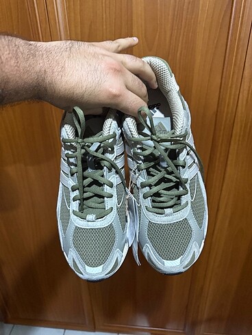 Adidas Response
