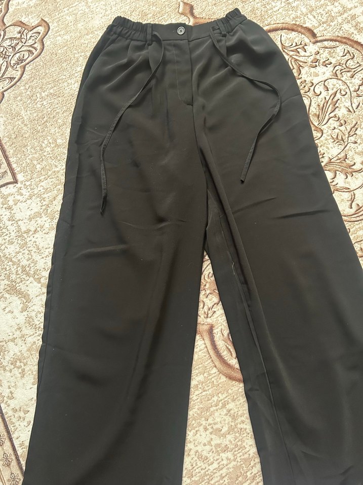 Siyah Rahat Kesim Midi Kumaş Pantolon - Görsel 2