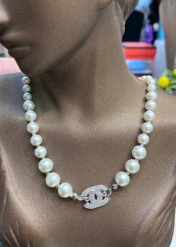 Beyaz Boncuklu Uzun Kadın Kolye - Görsel 4