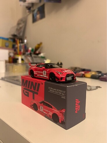 Mini gt (REZERVE)