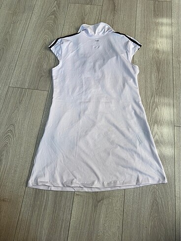 xl Beden Adidas tenis elbisesi