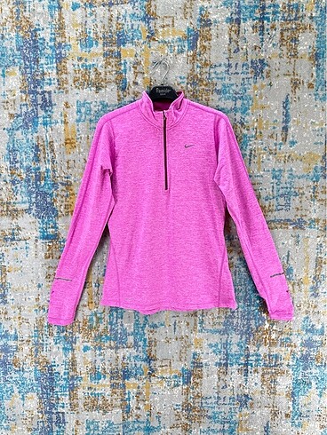 Nike sweatshirt