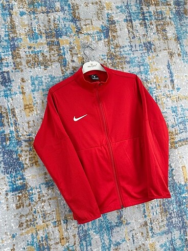 l Beden Nike ceket