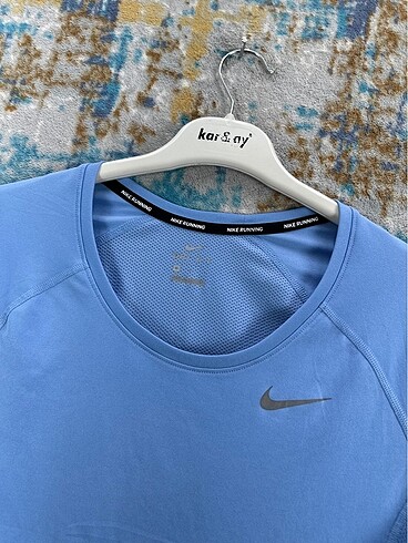 m Beden Nike t shirt