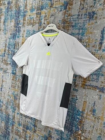 Adidas Adidas Vintage T shirt