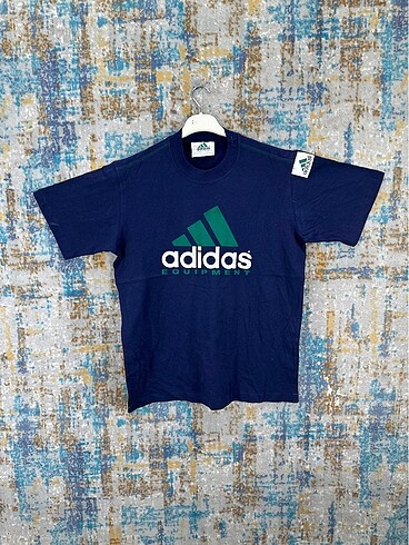 Adidas Vintage T shirt