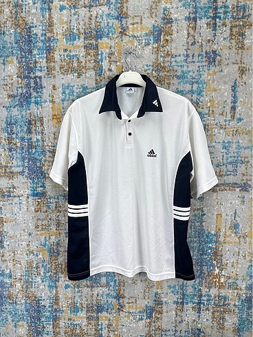 Adidas Vintage T shirt