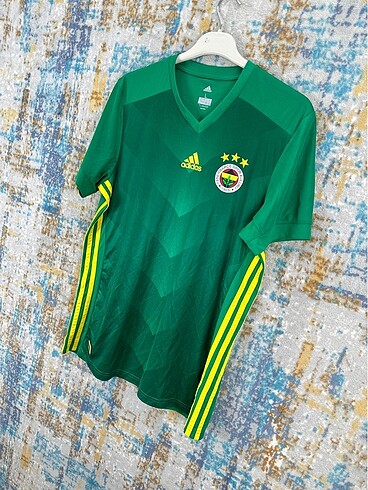 Adidas Fenerbahçe forma