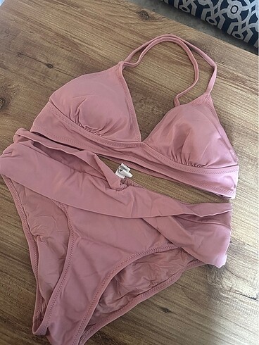 Penti pembe bikini takımı