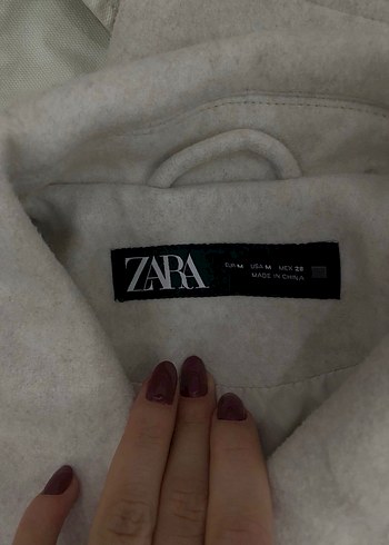 Zara Düğmeli Bej Kısa Kadın Kaban