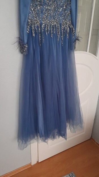 Abiye satılıktır - Görsel 4